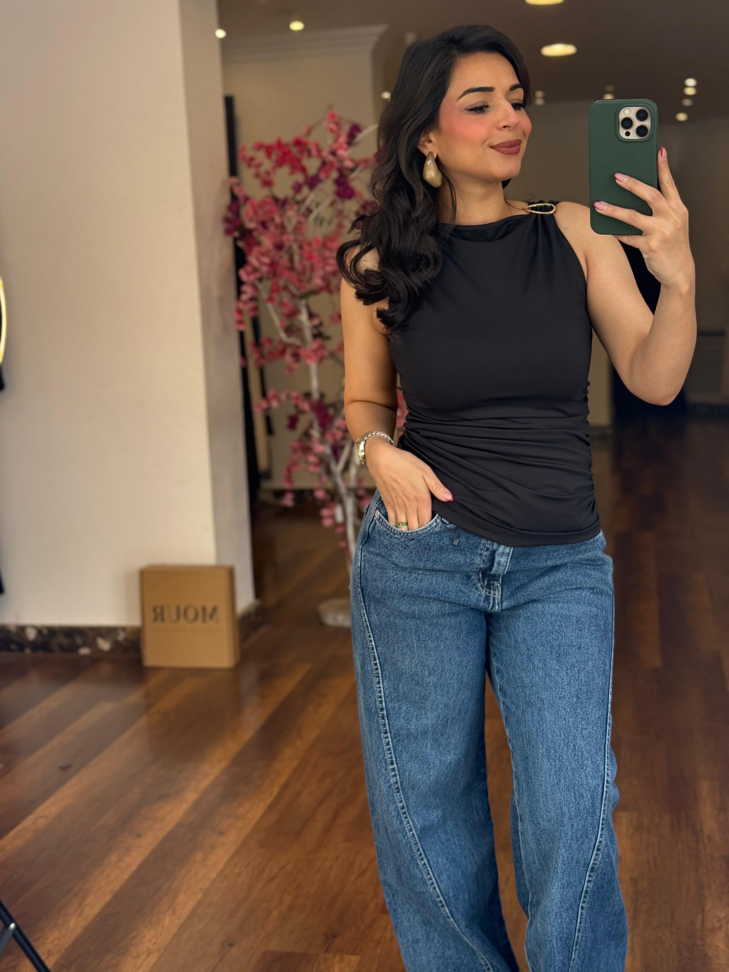 cut broche top
