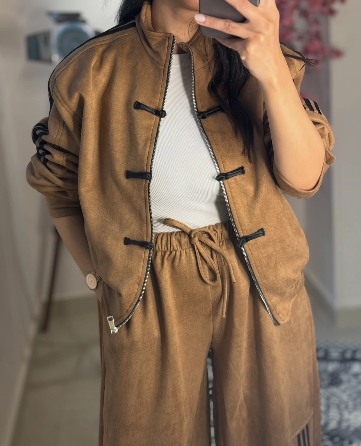 Chinese suede set