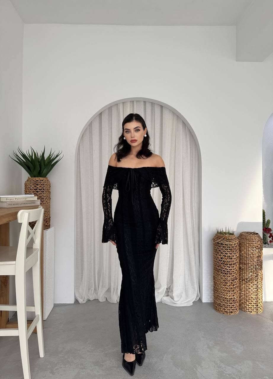 off shoulder dentelle dress