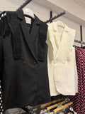 dentelle vest