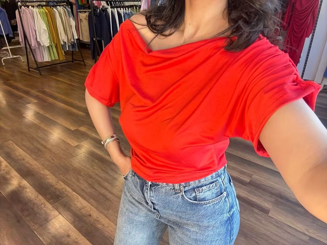 off shoulder basic blouse