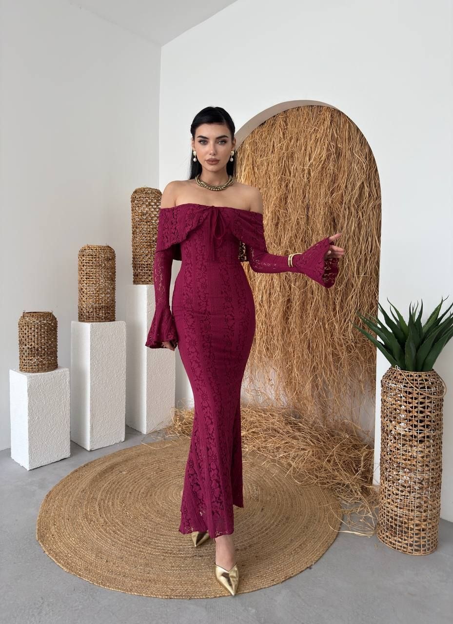 off shoulder dentelle dress