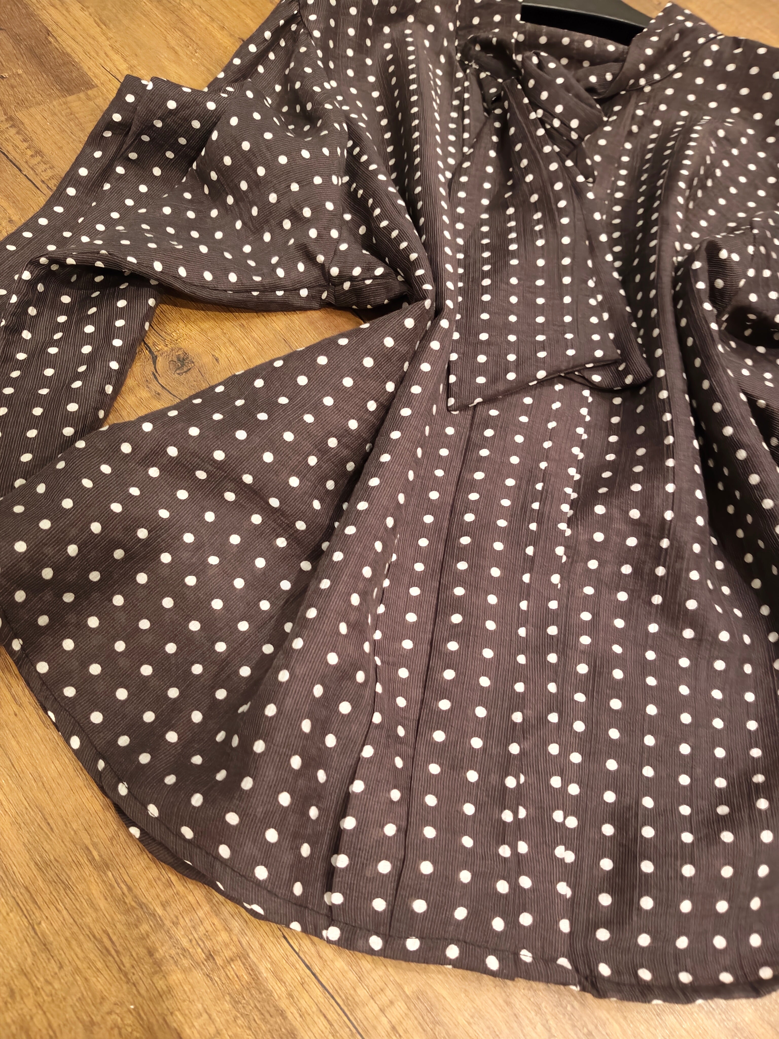 Amélie tie neck blouse