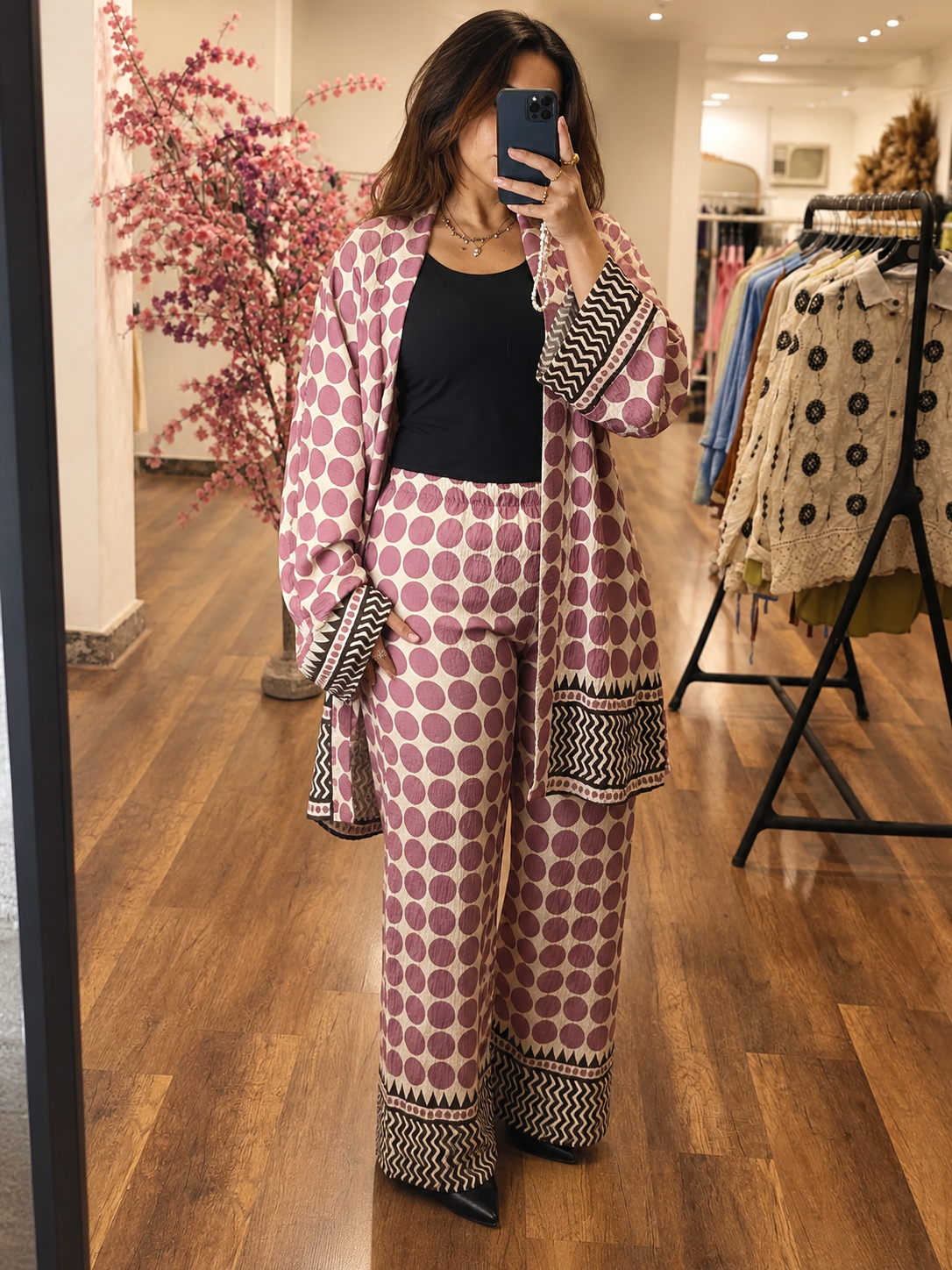 big dots set