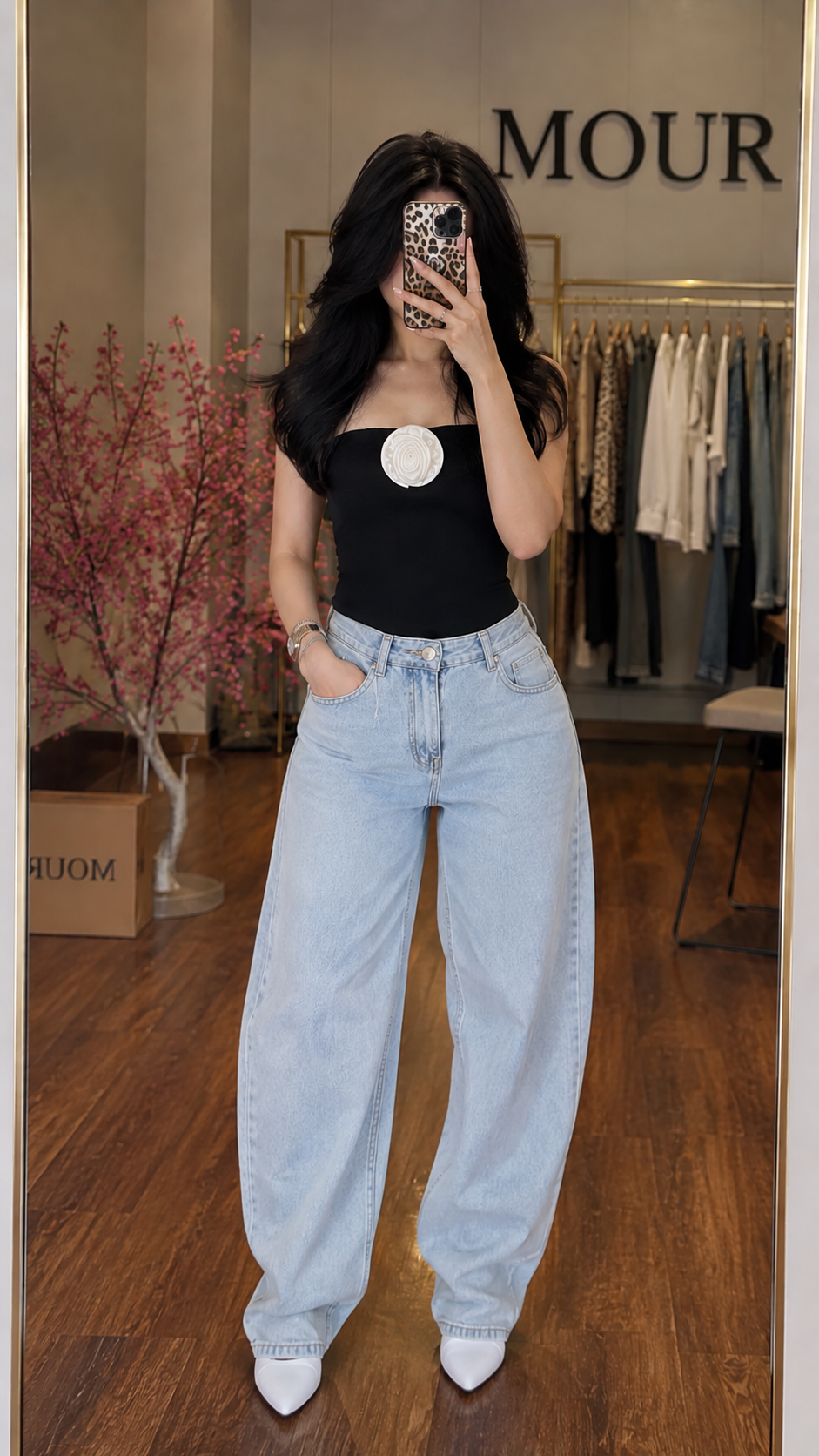 flower broche top