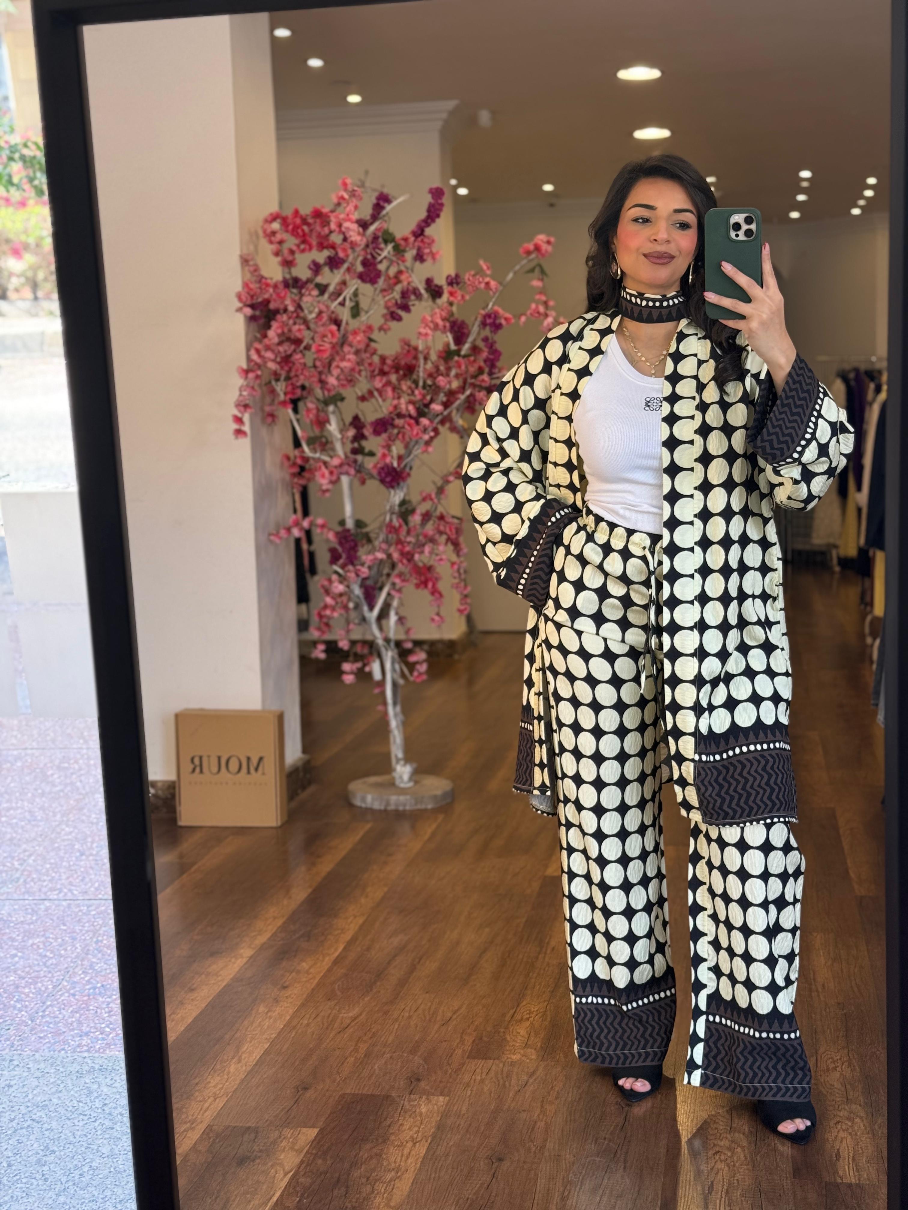 big dots set