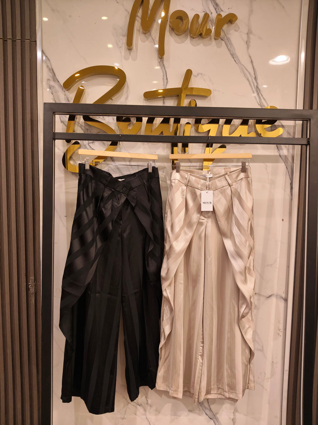 Silky stripped pants