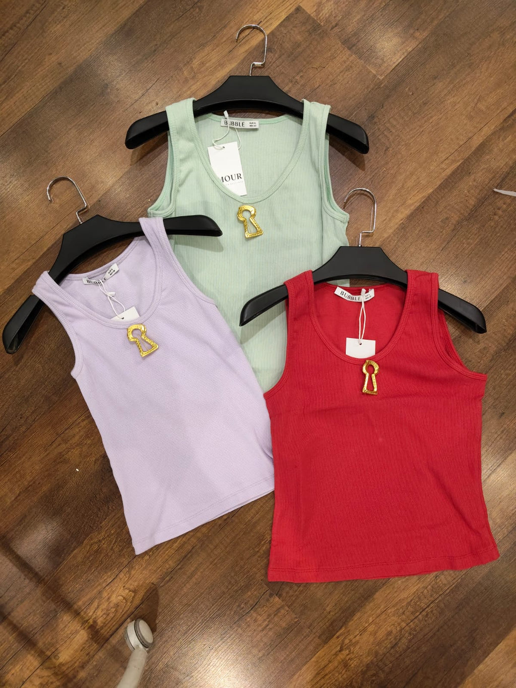 Key broche top