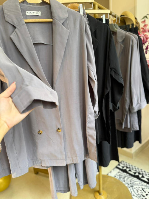 Mrs. everyday suit